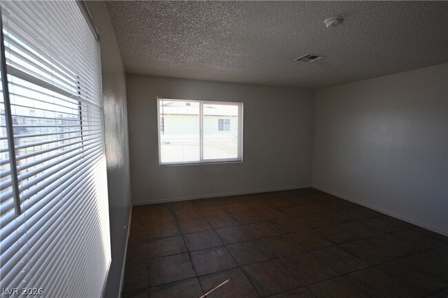 Photo - 2334 N Lamb Blvd Unit A