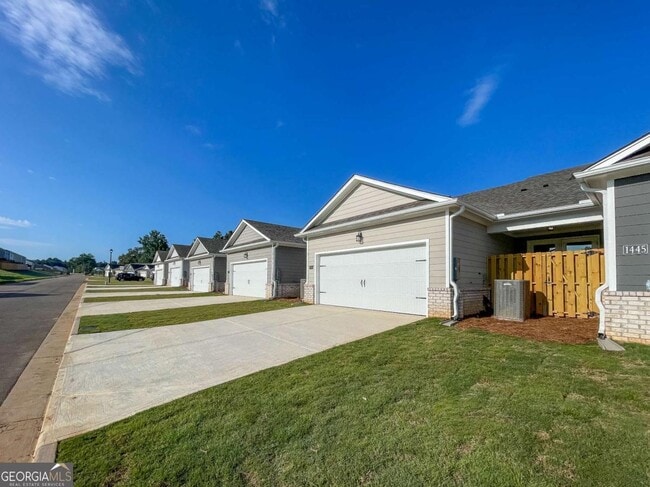 Photo - 1449 Proust Ln