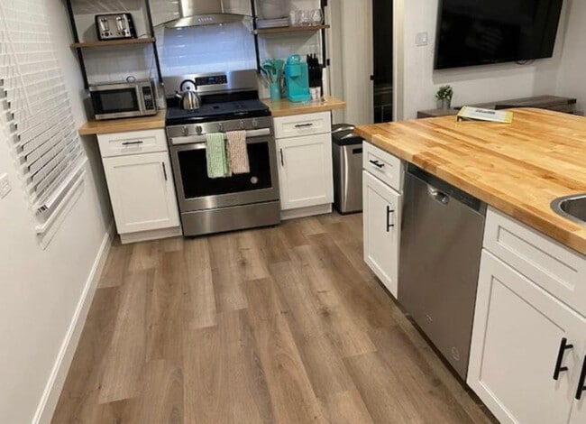 Photo - 31 Circuit Rd N