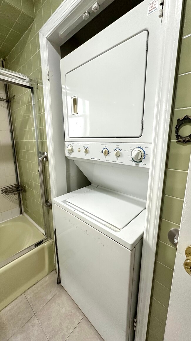 Photo - 3869 Bedford Ave Unit 1