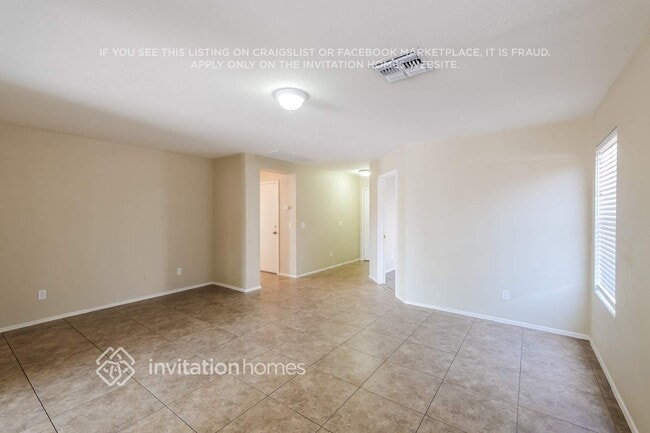 114 E Beth Dr