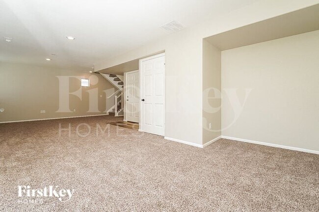 21847 E 44th Pl