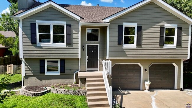 Photo - 33124 W 87th Terrace