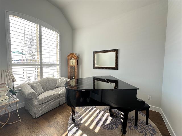 Photo - 3880 Verona St