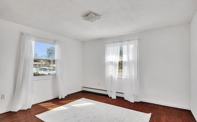 Photo - 63 1/2 Vandenburgh Ave Unit 1