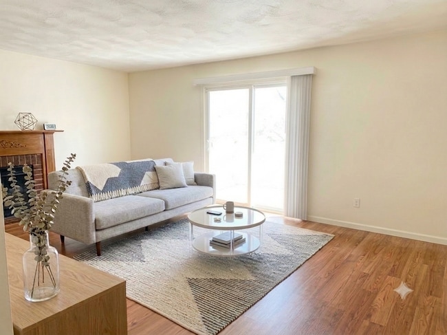 Photo - 2530 Ridge Rd