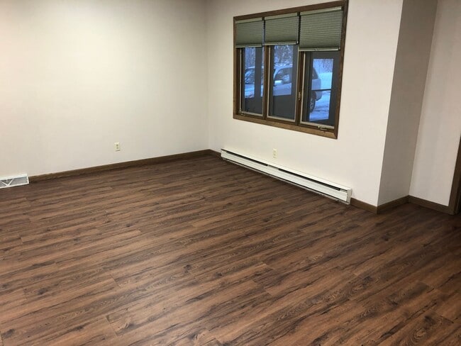 Photo - Recently Renovated 3-bedroom Home near Monk Botanical Gardens