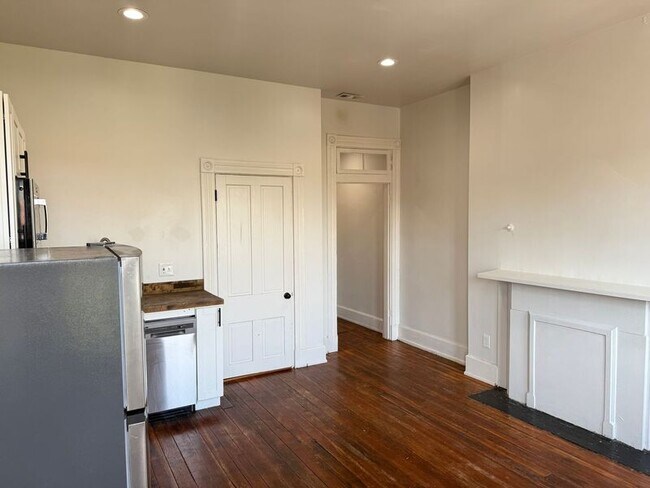 Photo - 920 Washington Ave Unit # 8