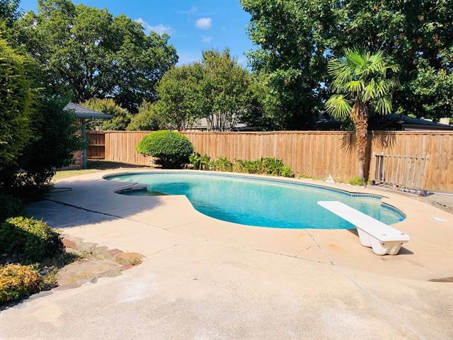 Photo - 2224 Parkhaven Dr