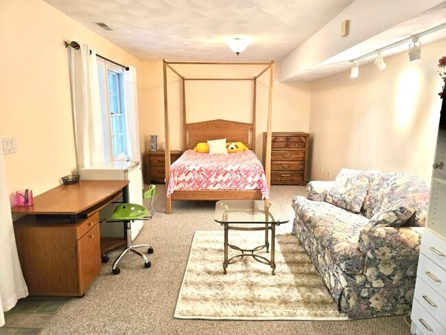 Photo - 5 Nelson Cir