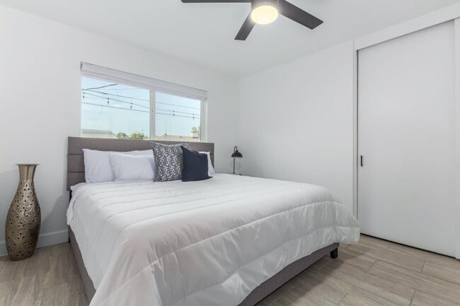 Photo - 7302 E Coronado Rd Unit SI ID1558678P