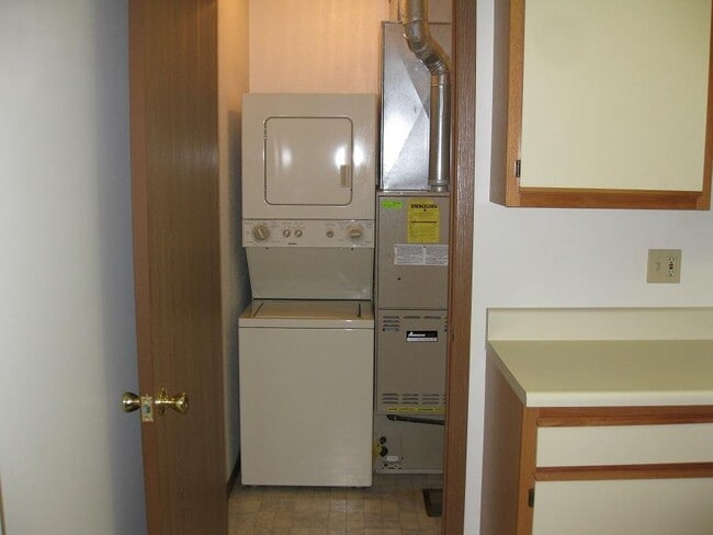 Photo - 947 Morey Dr Unit Duplex