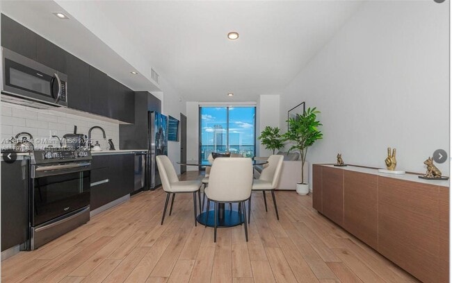 Photo - 398 NE 5th St Unit 1518