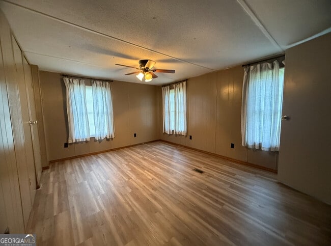 Photo - 1057 McGee Rd