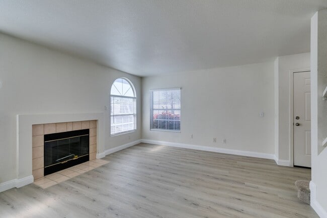 Photo - 8476 Indigo Sky Ave