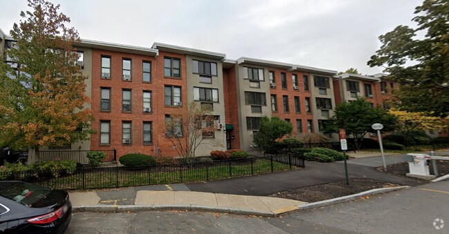 Building Photo - 28 Juniper St Unit 78 Rental