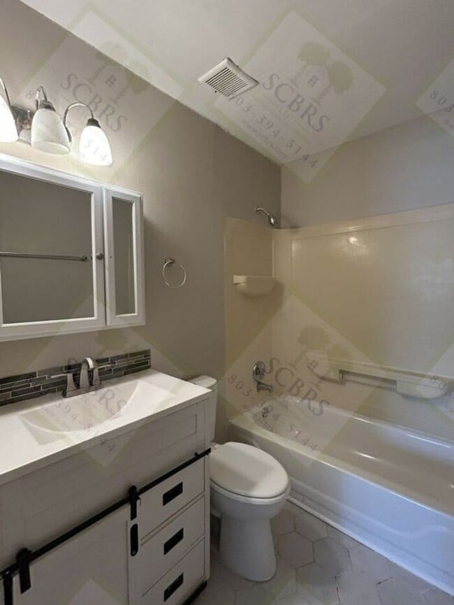 10 Silver Oak Cir