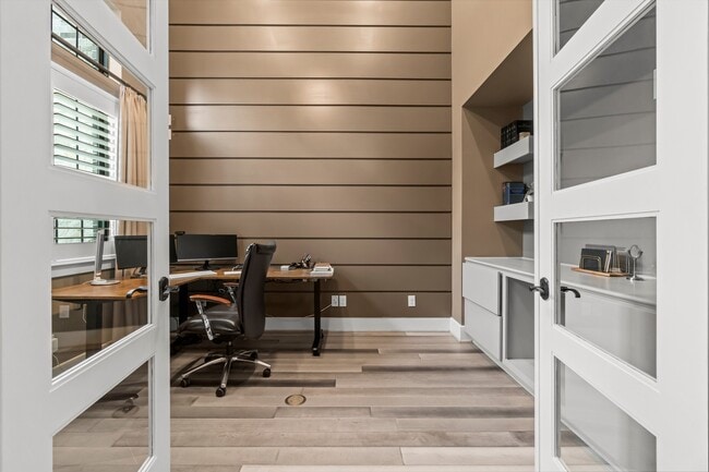 Photo - 109 Bronze Peak Ct