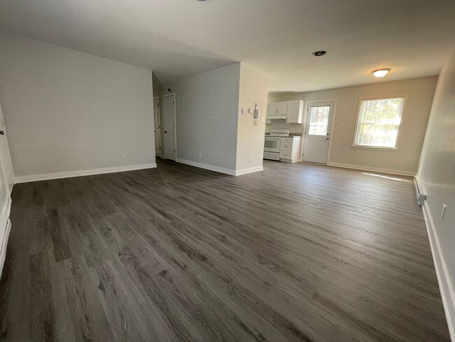 4219 Hickory Rd