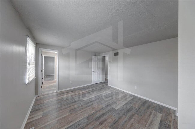 Photo - 8104 E 34th St