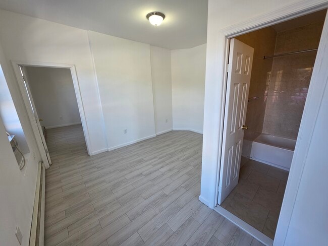 Photo - 8652 112th St Unit A