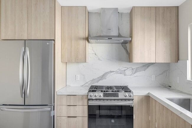 Photo - 1427 N Vista St