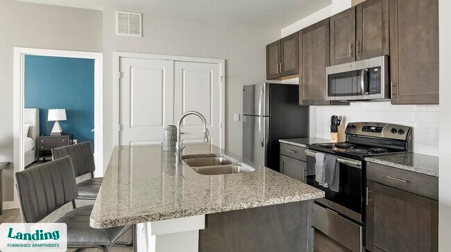 Photo - 8200 Clarksprings Dr Unidad 5003