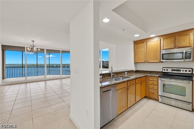 Photo - 2090 W First St Unit 810