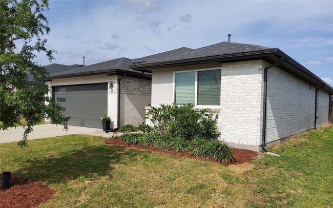 Building Photo - 3839 Sparkman Ln