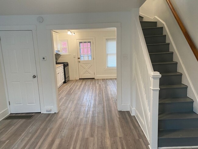 Photo - Cozy 2 Bedroom Home with Central Air!