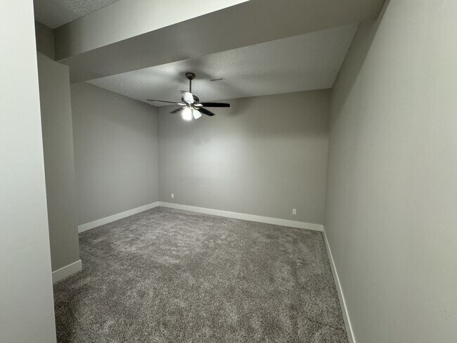 Photo - 23855 Zeron Ave