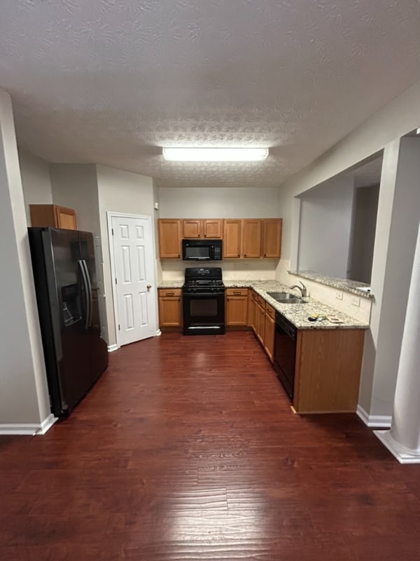 Photo - 2907 Greyhawk Ln