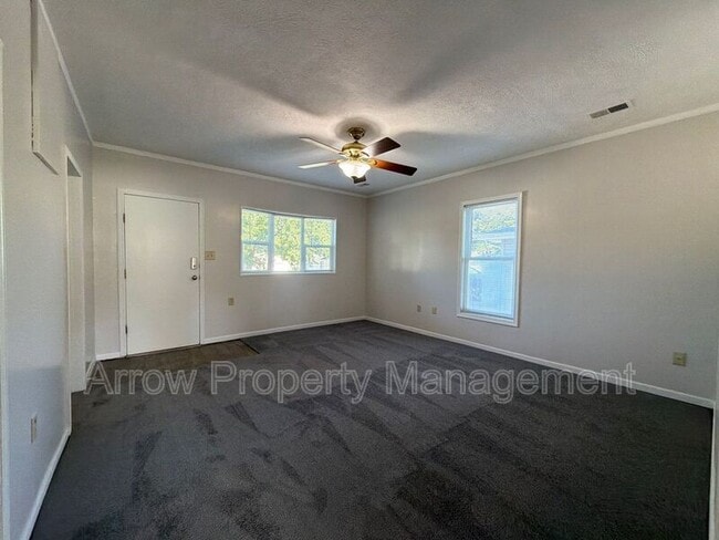 Photo - 625 3rd St