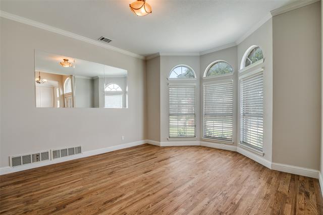 Photo - 614 Sumner Dr