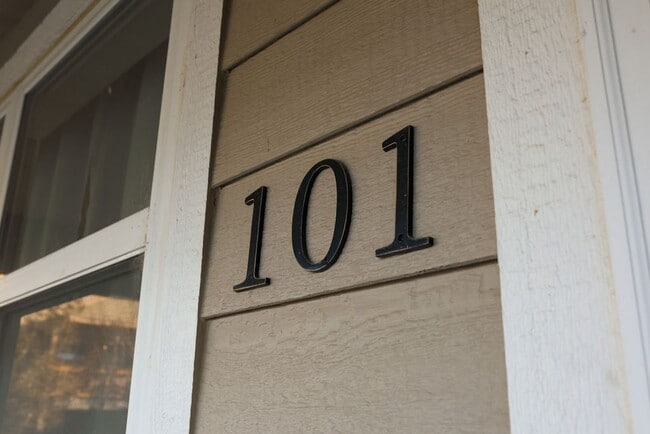 Photo - 3 Bedroom, 2.5 Bathroom Townhome. June 2026 Move-In! 2-year lease option!