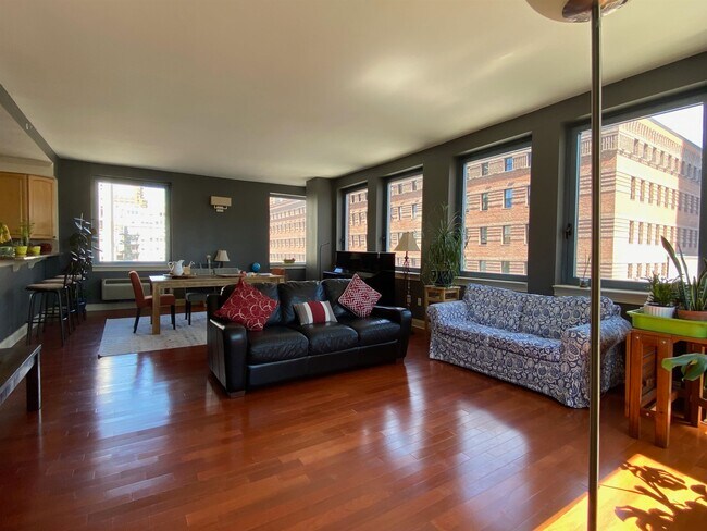 Photo - 311 Washington St Unit 6F