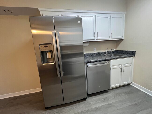 Photo - 210 Pelham Rd Unit 103B