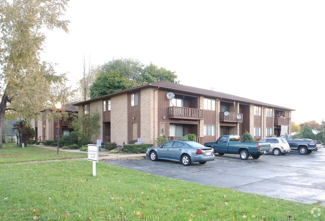 Trident Square Apartments - Trident Square Apartments