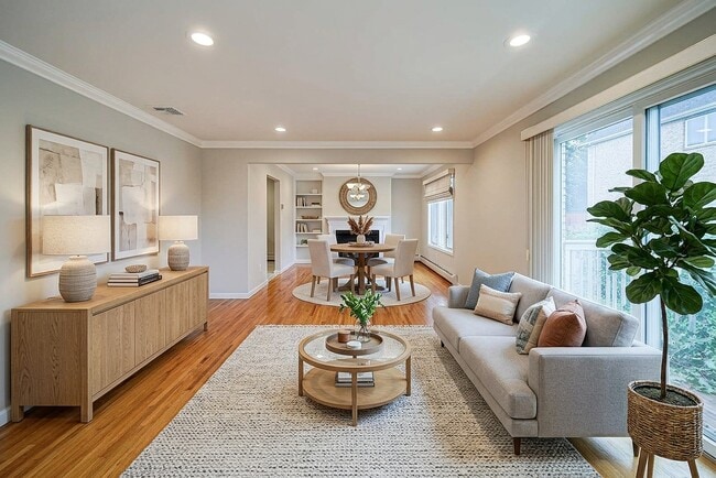 Photo - 26B E Washington Pl