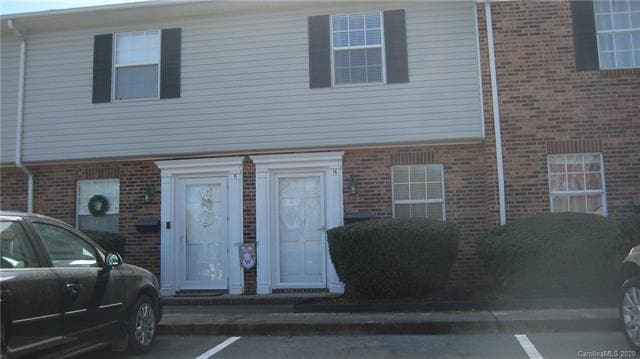 Photo - 250 Nixon Road