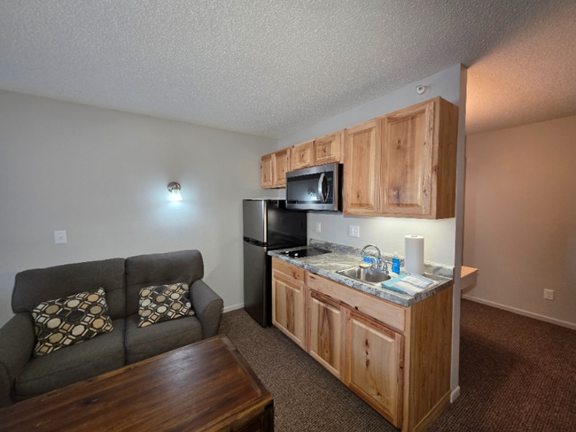 Photo - 590 Spruce St