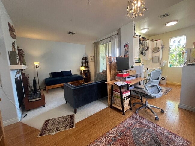 Photo - Stylish Second-Floor Condo in Sabre Springs – San Diego