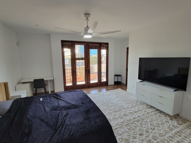 Photo - 1310 Armacost Ave Condo Unit 104
