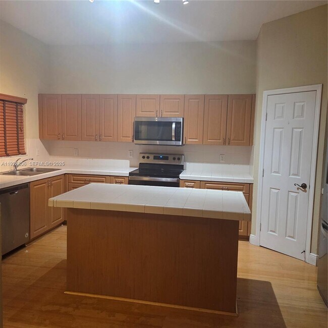 Photo - 1938 SE 23rd Terrace