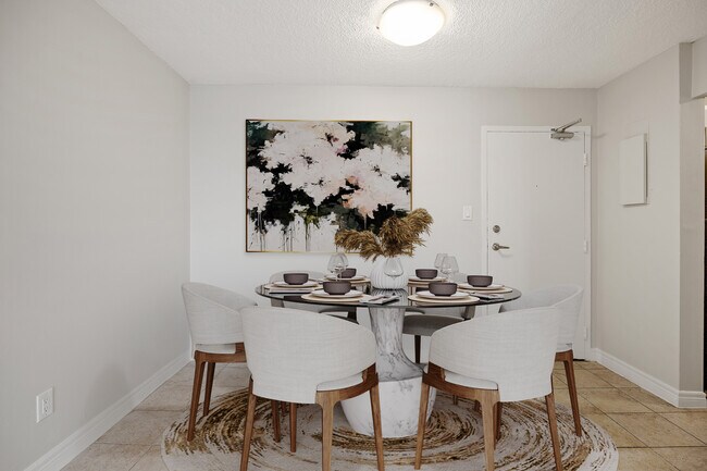 Photo - Renaissance Towers