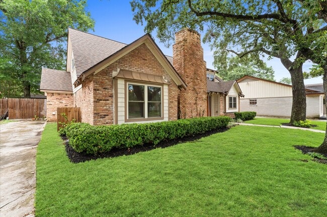 Photo - 9407 Brooding Oak Cir