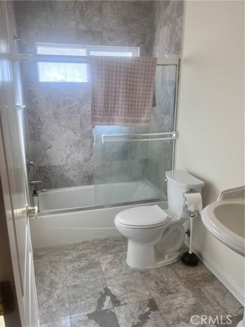 Photo - 7445 Yarmouth Ave