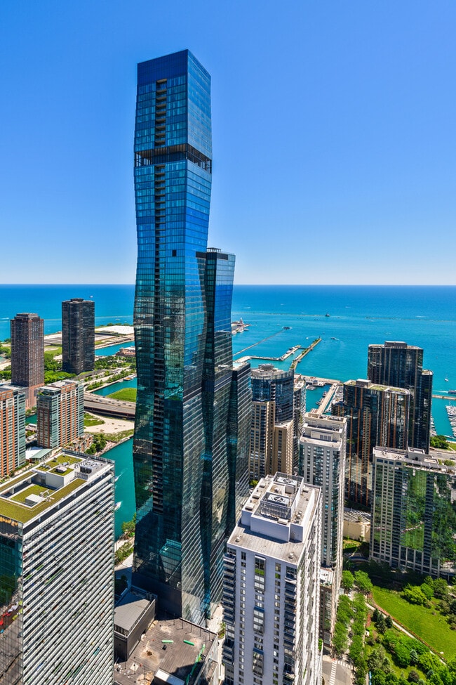 Building Photo - 363 E Wacker Dr Unit 6905