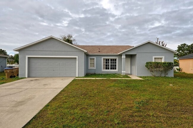 Building Photo - 752 Paris Dr