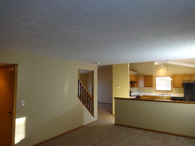 Photo - 4633 Stratford Ln